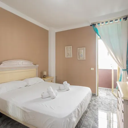 Sardina Balcony - 2 Min Walk To Σπίτι διακοπών